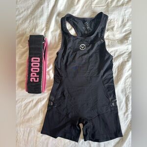 Virus Weightlifting singlet - size Large (belt listed separately)